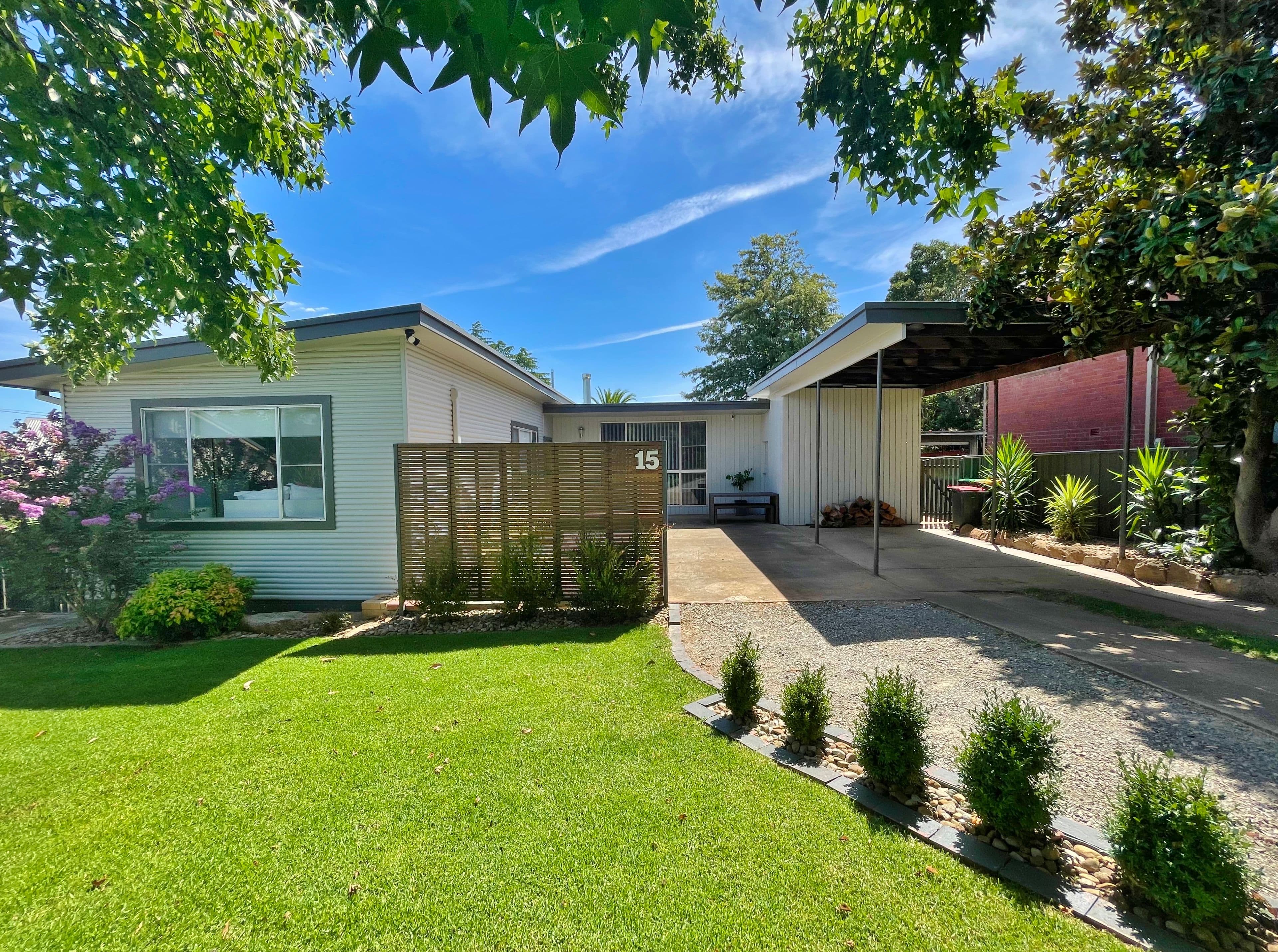 15 Russell Street, Young NSW 2594, Young - Image 1