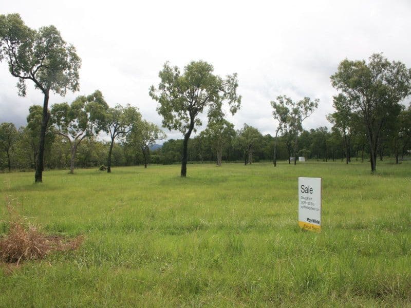154 Balgal Beach Road, BALGAL BEACH QLD 4816, Balgal Beach - Thumbnail 3
