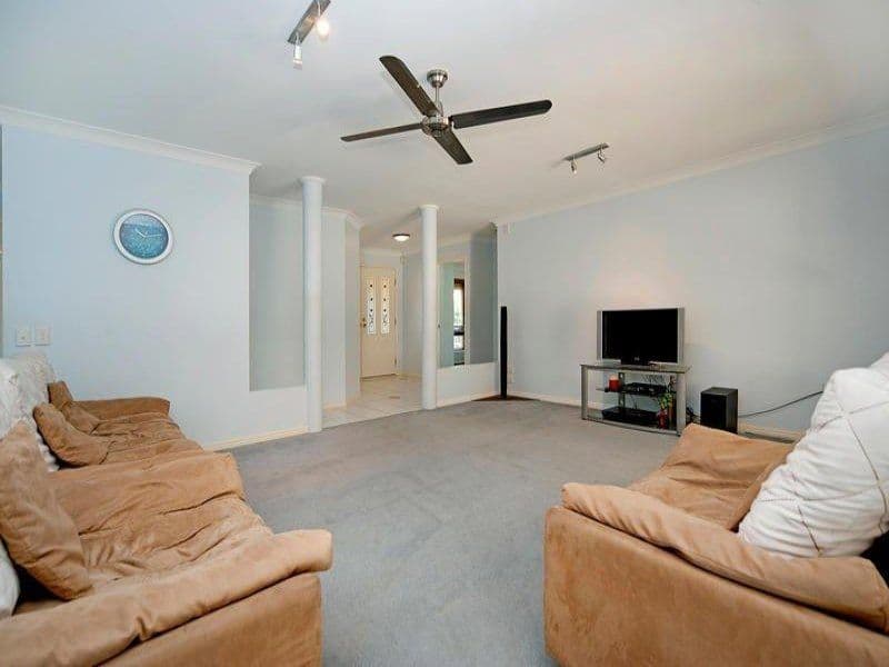 3 Equador Court, PACIFIC PINES QLD 4211, Pacific Pines - Thumbnail 3