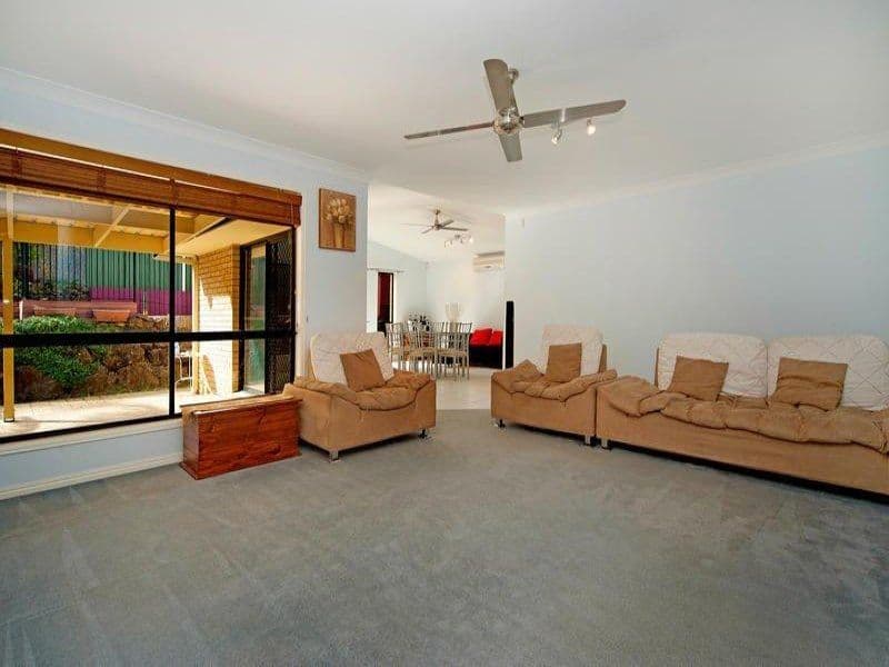 3 Equador Court, PACIFIC PINES QLD 4211, Pacific Pines - Thumbnail 4