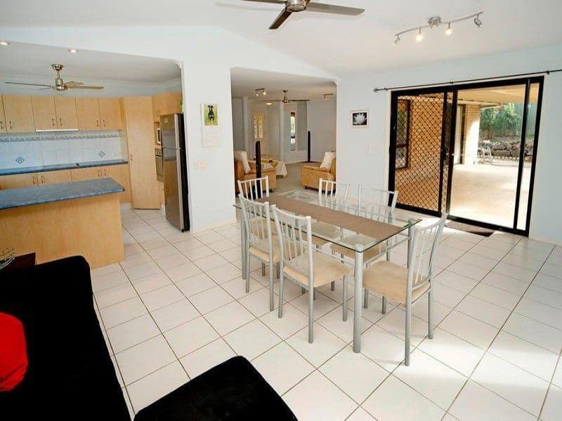 3 Equador Court, PACIFIC PINES QLD 4211, Pacific Pines - Thumbnail 6