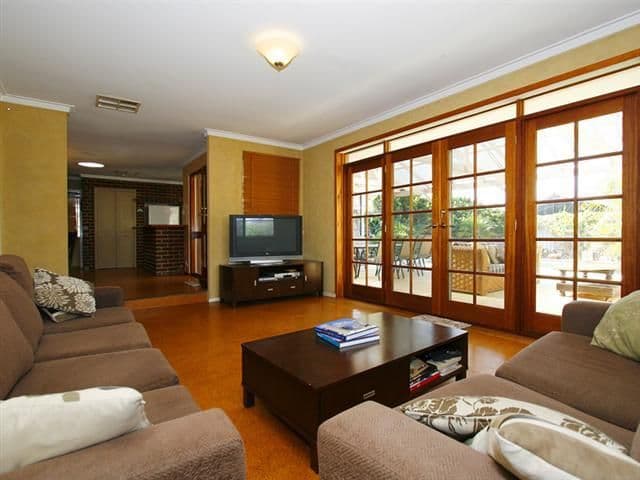 9 Acacia Way, YANGEBUP WA 6164, Yangebup - Thumbnail 6