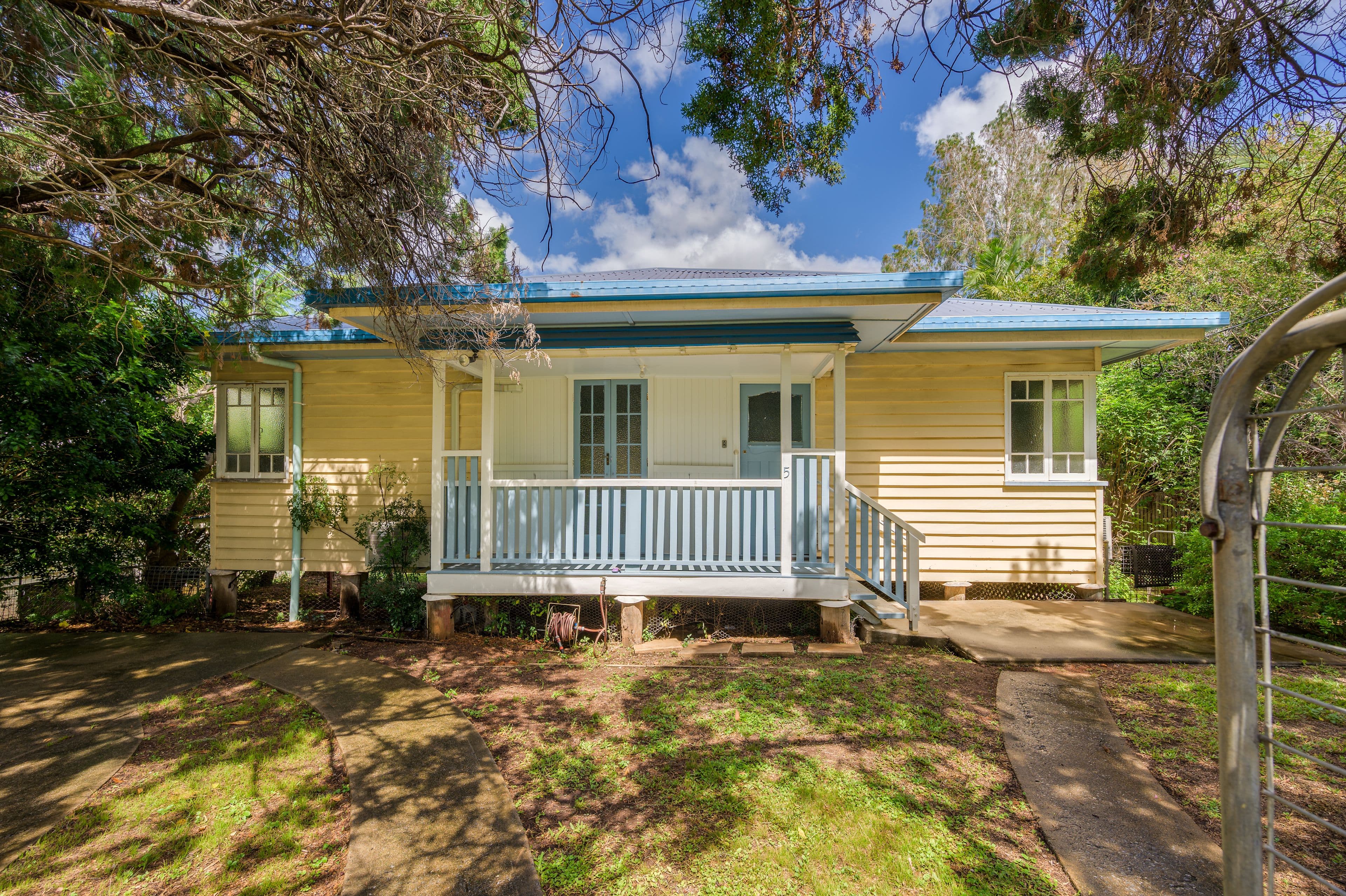 5 Vincent Street, West Gladstone QLD 4680, West Gladstone - Image 1