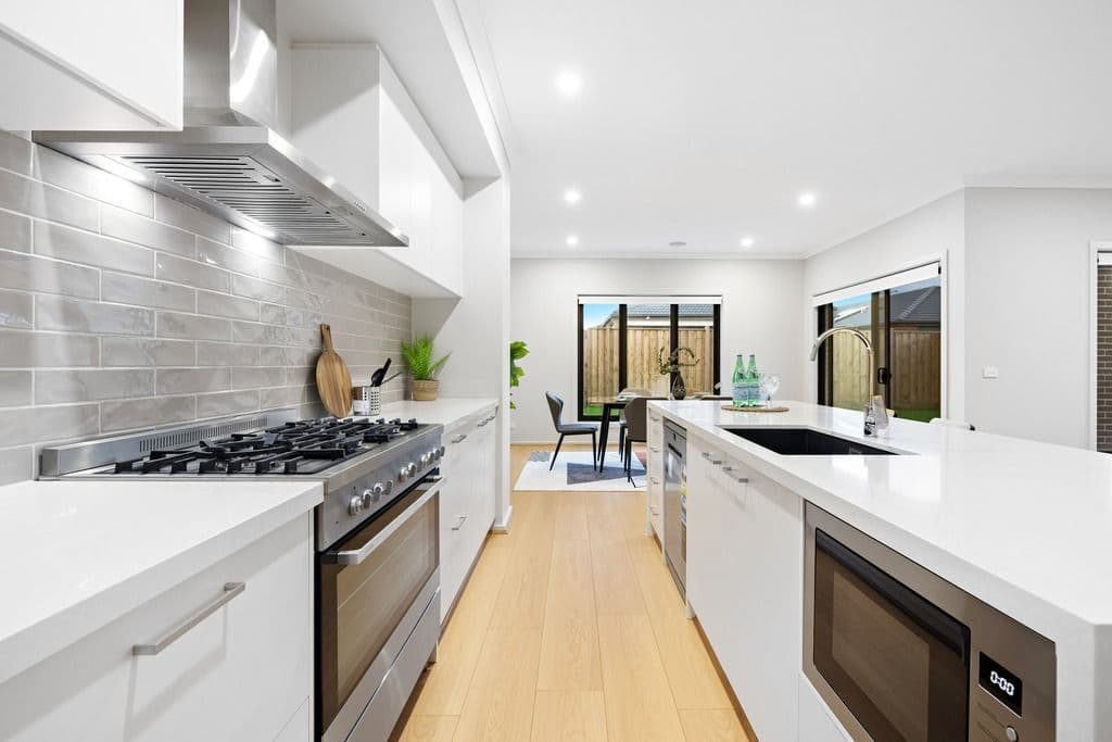 25 Abacot Street, Clyde North VIC 3978, Clyde North - Thumbnail 5