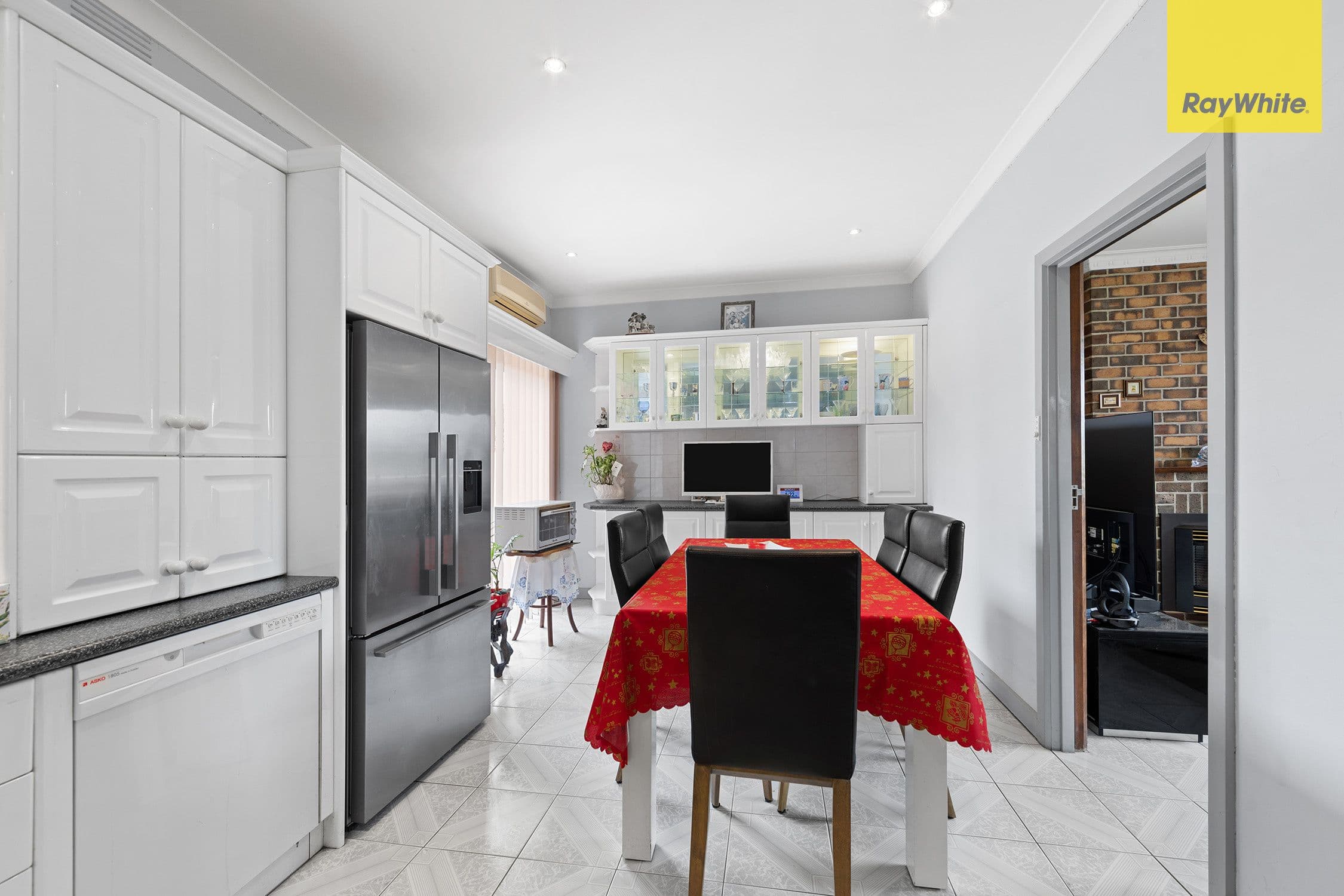 23 View Street, St Albans VIC 3021, St Albans - Thumbnail 3