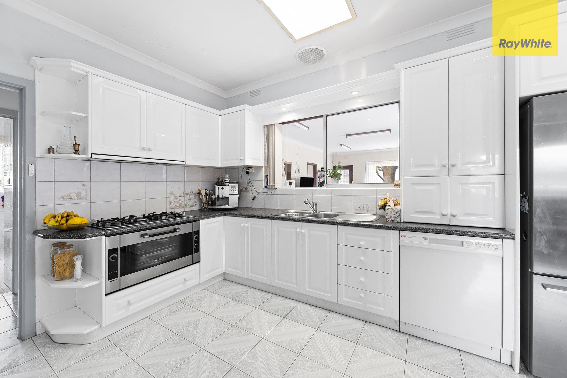 23 View Street, St Albans VIC 3021, St Albans - Thumbnail 4