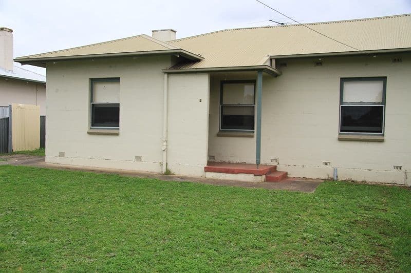 28 Ingleby Street, Mount Gambier SA 5290, Mount Gambier - Thumbnail 5