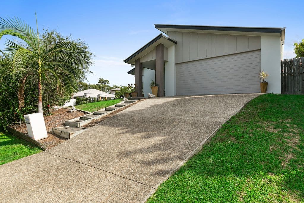21 Selkirk Way, Peregian Springs QLD 4573, Peregian Springs - Thumbnail 2