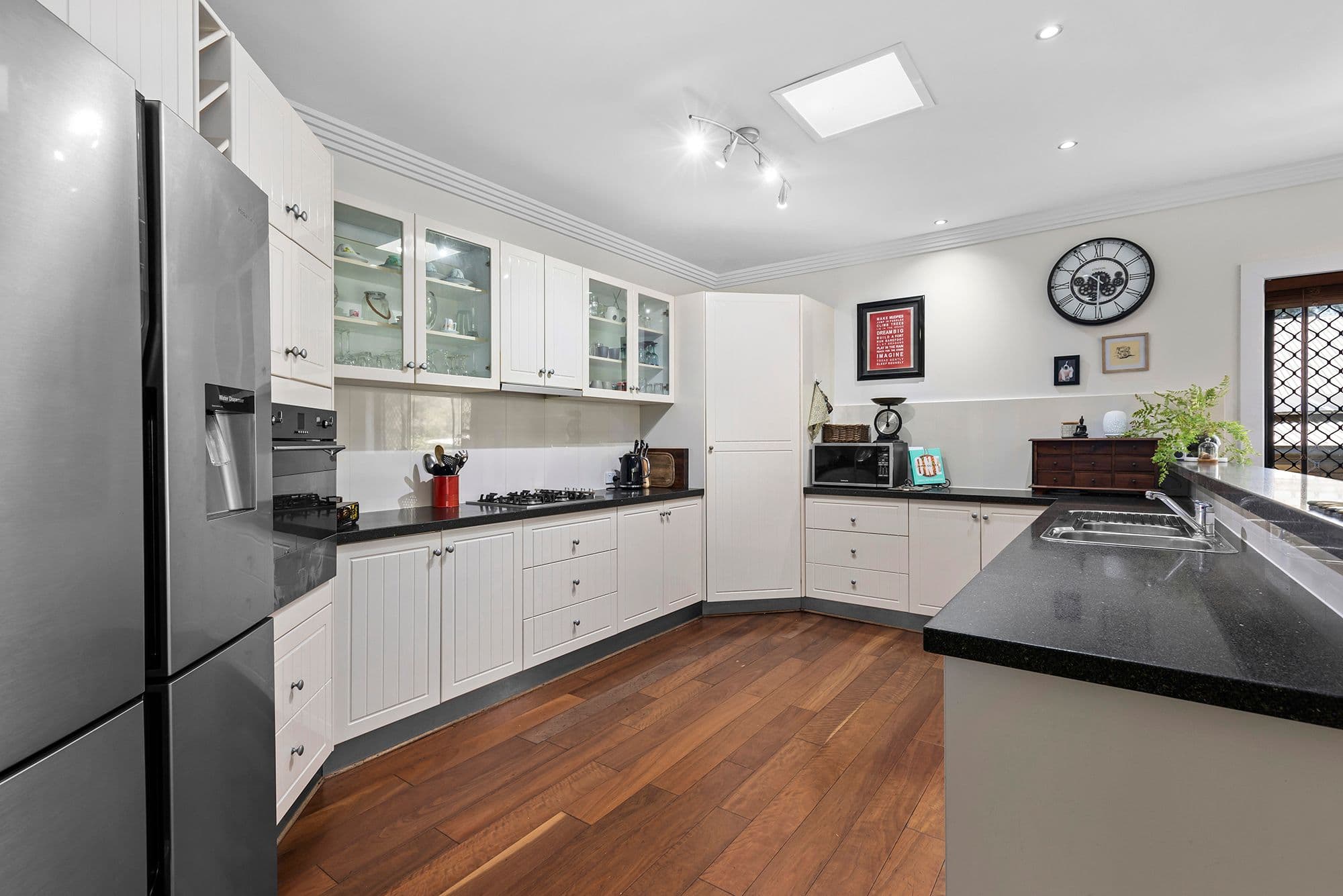 15 Ironbark Place, Bridgeman Downs QLD 4035, Bridgeman Downs - Thumbnail 6