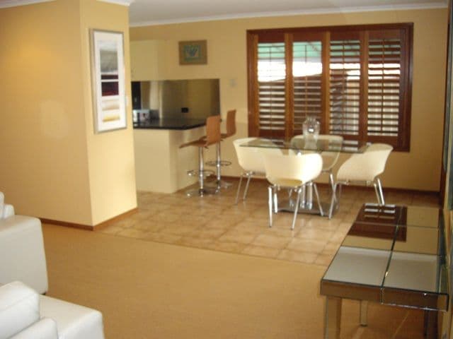 22 Merinda Court, SOUTHPORT QLD 4215, Southport - Thumbnail 8
