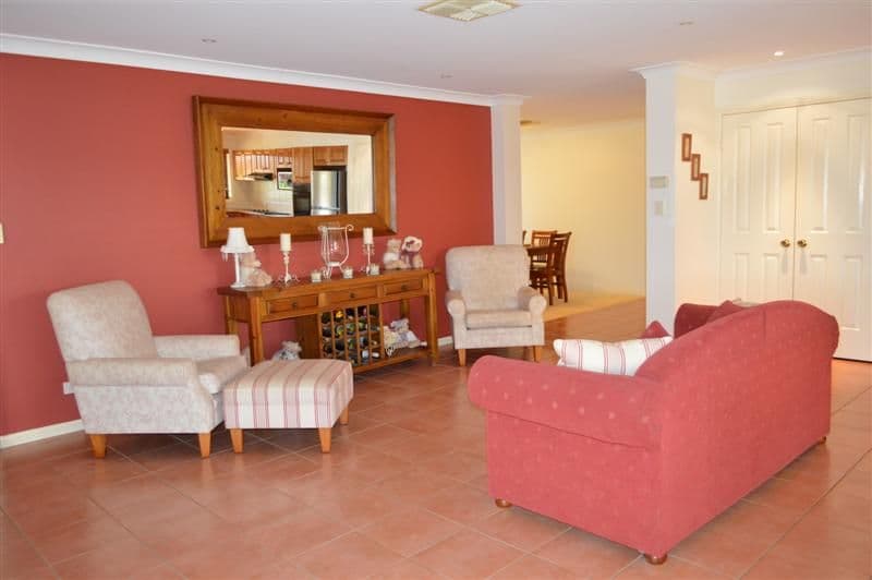 8 Namoi Crescent, DUBBO NSW 2830, Dubbo - Thumbnail 3