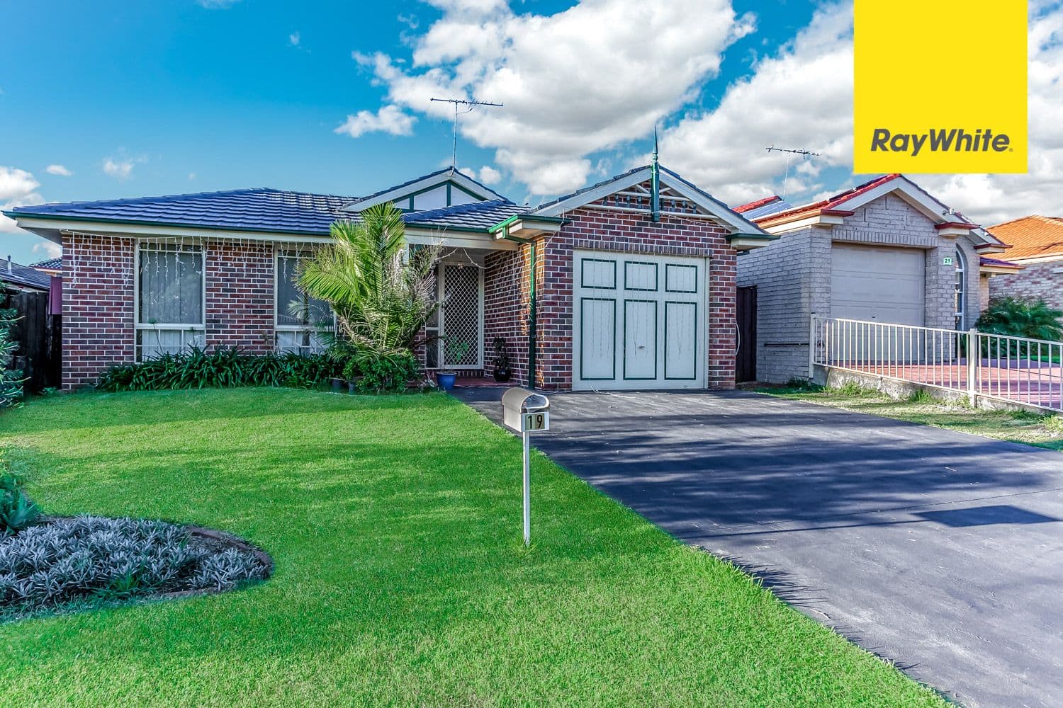 52 Diana Crescent, LOCKRIDGE, WA, Lockridge - Image 1