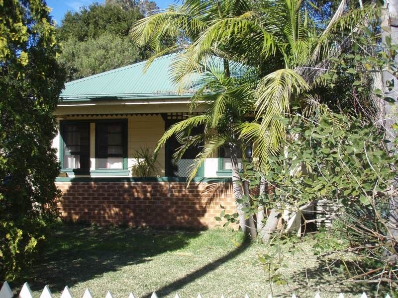 151 Campbell Street, WOONONA NSW 2517, Woonona - Thumbnail 2