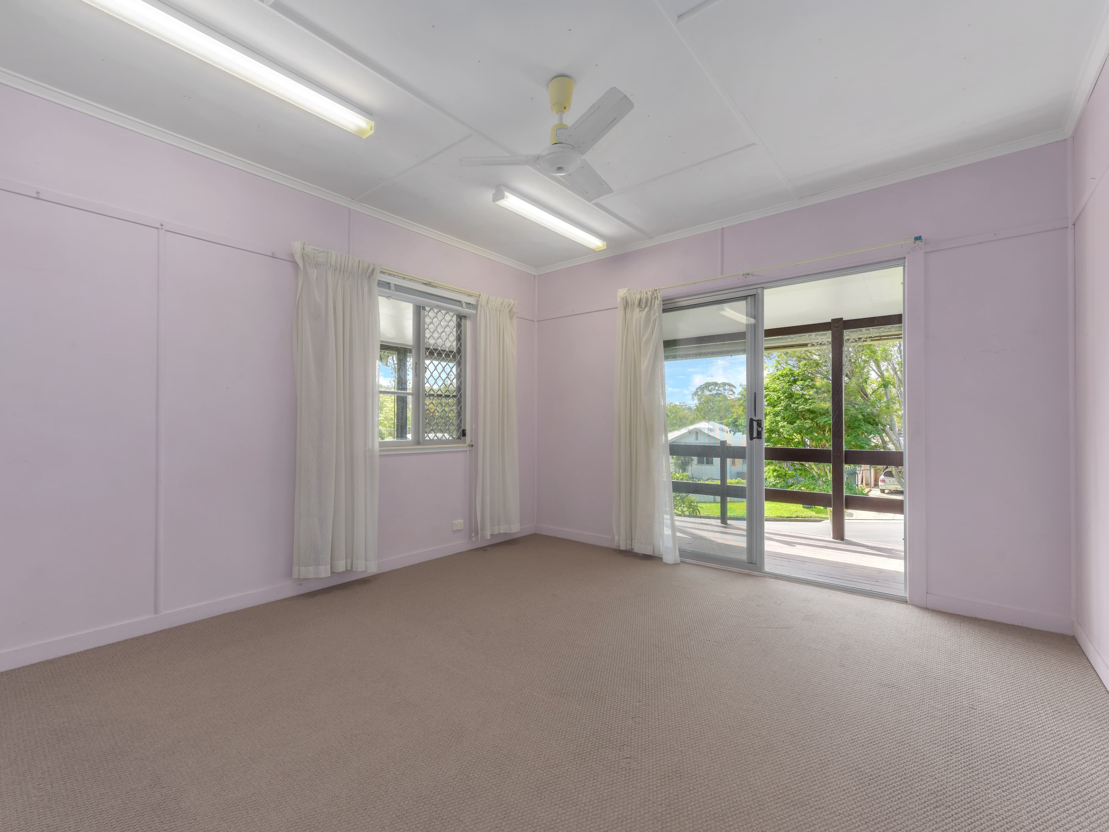 20 Jasper Street, Holland Park QLD 4121, Holland Park - Thumbnail 4