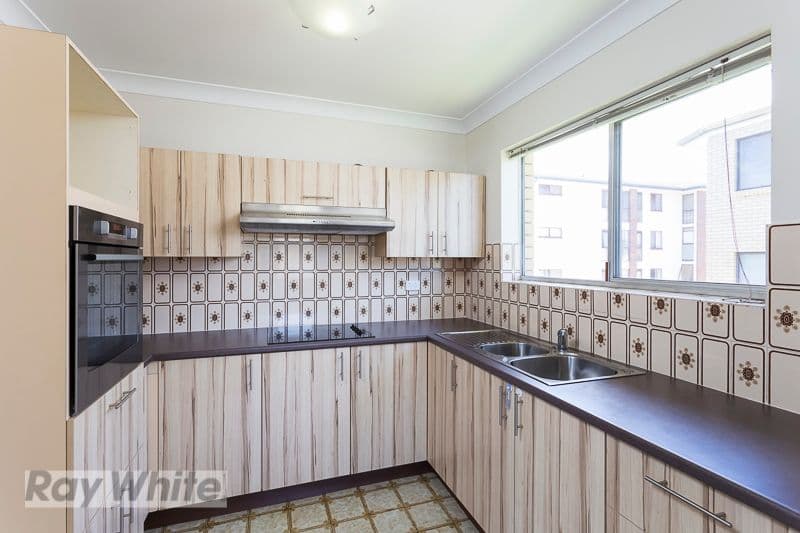 3 Robinson Street, COORPAROO QLD 4151, Coorparoo - Thumbnail 5