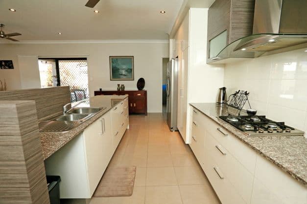 7 Batiki Crct, Burdell QLD 4818, Burdell - Thumbnail 2