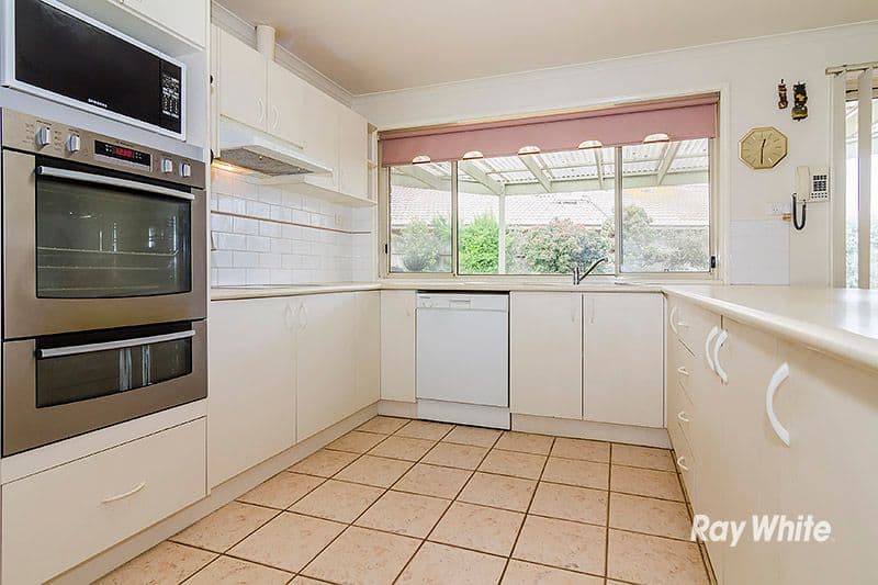 9 Ivy Court, Cranbourne North VIC 3977, Cranbourne North - Thumbnail 6