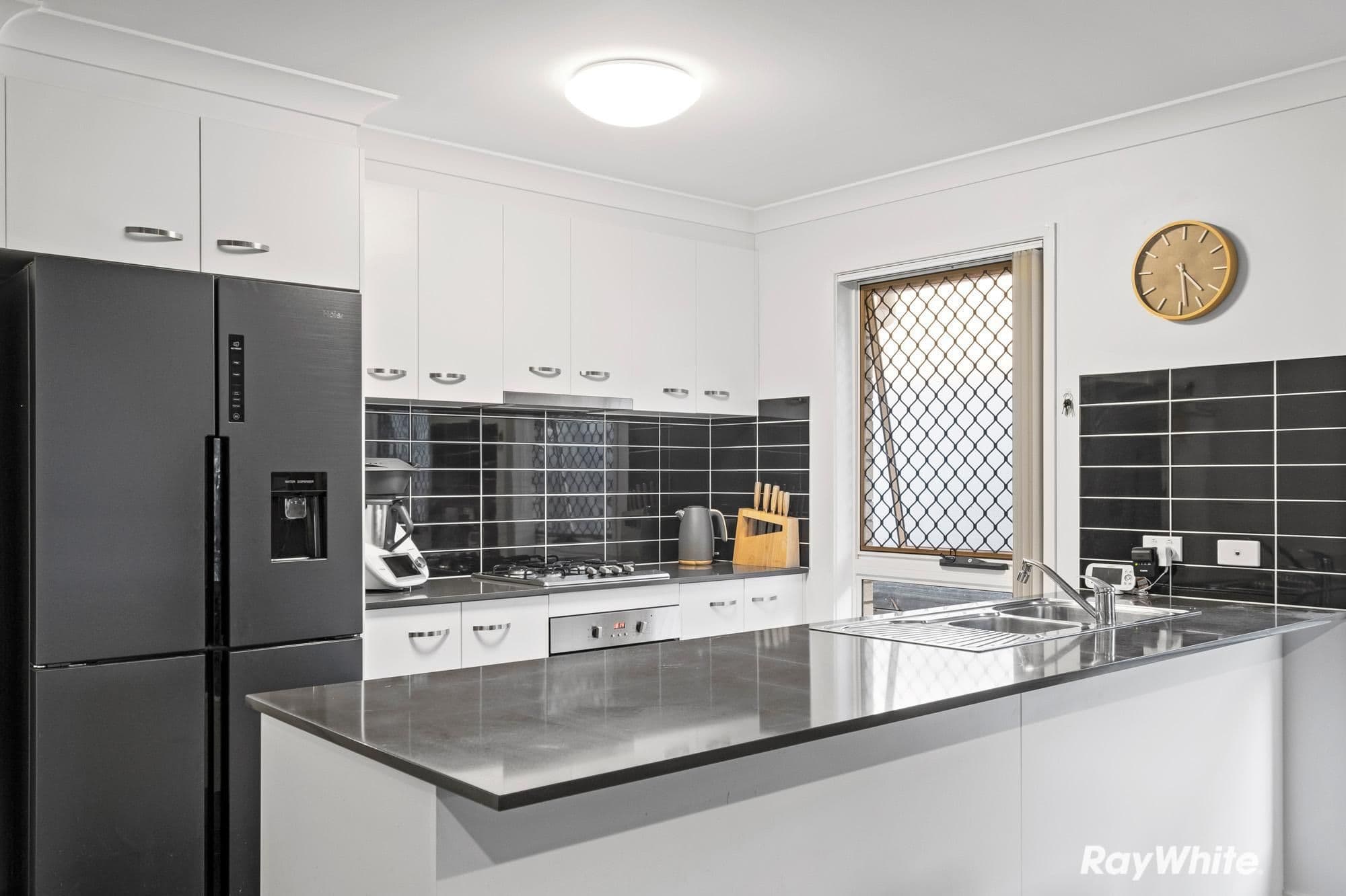 18 Carpenter Street, Yarrabilba QLD 4207, Yarrabilba - Thumbnail 2