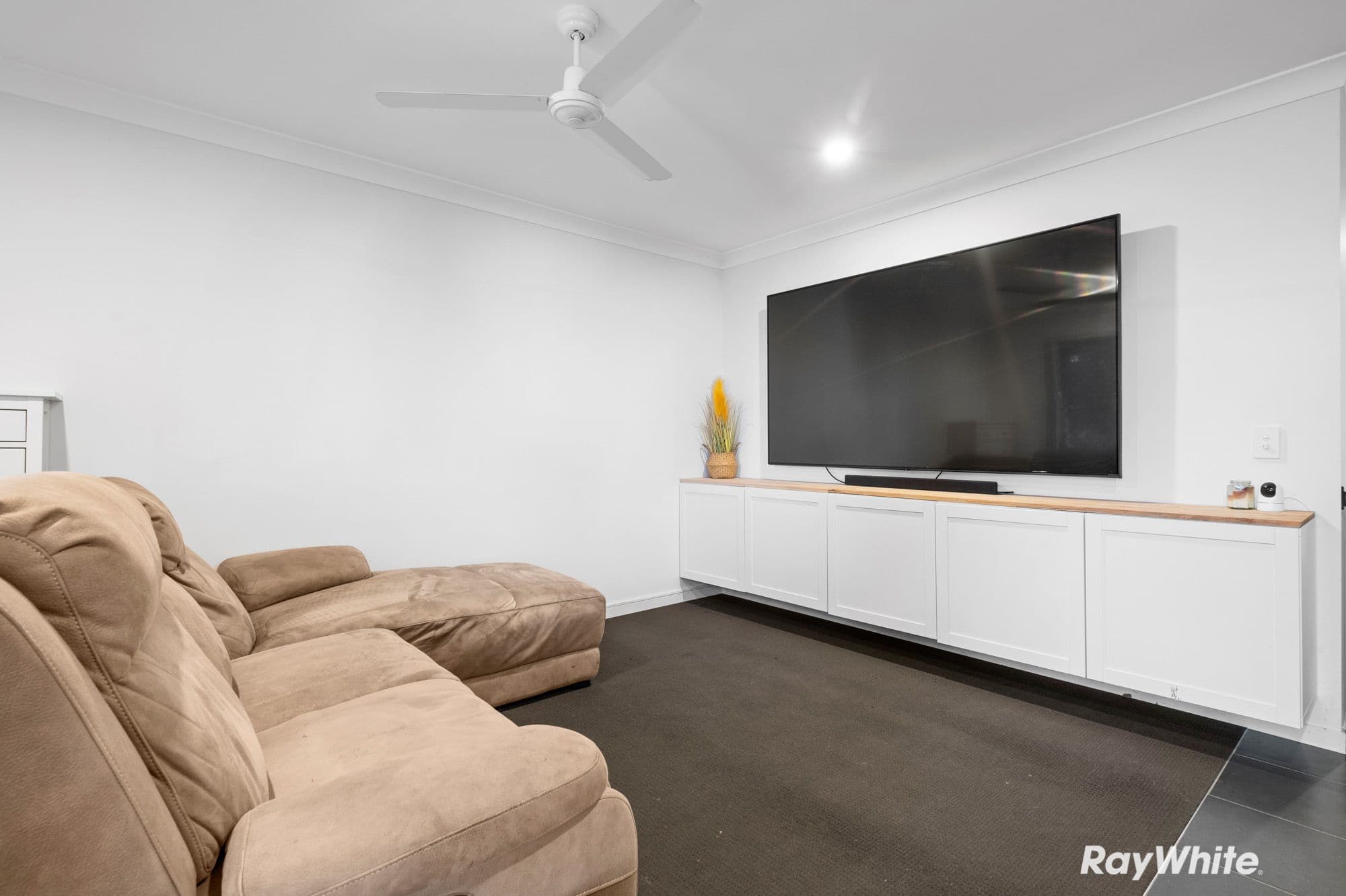 18 Carpenter Street, Yarrabilba QLD 4207, Yarrabilba - Thumbnail 7