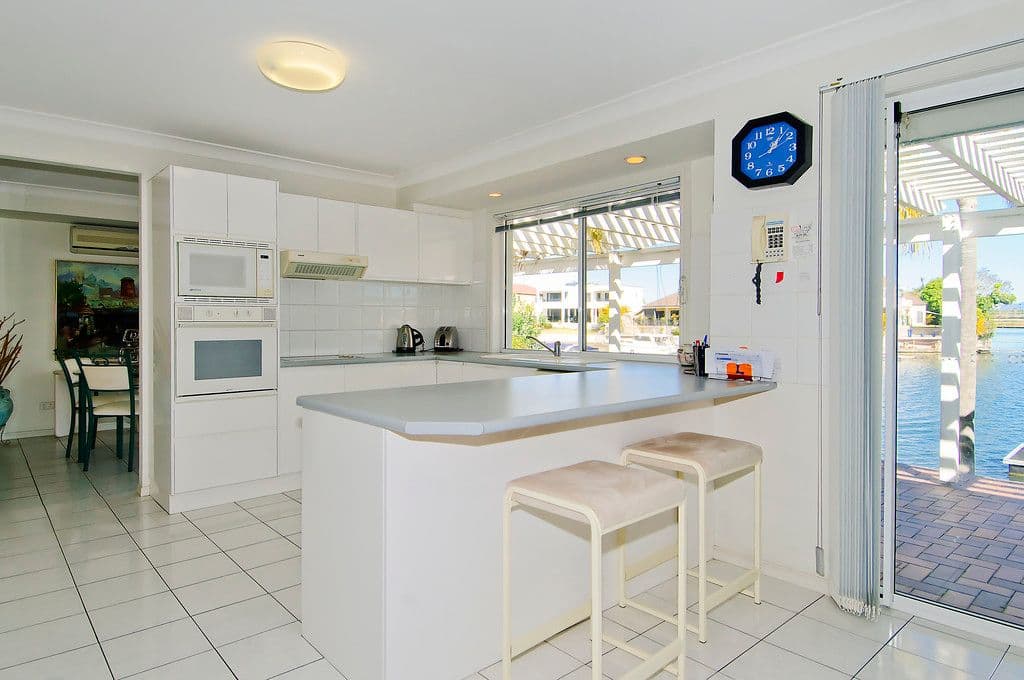 88 Sundance Way, RUNAWAY BAY QLD 4216, Runaway Bay - Thumbnail 5