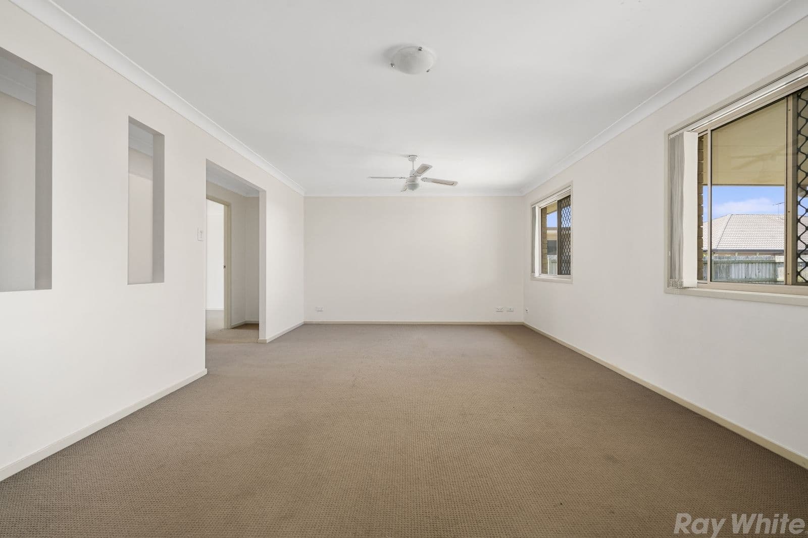 11 College Court, Caboolture QLD 4510, Caboolture - Thumbnail 2