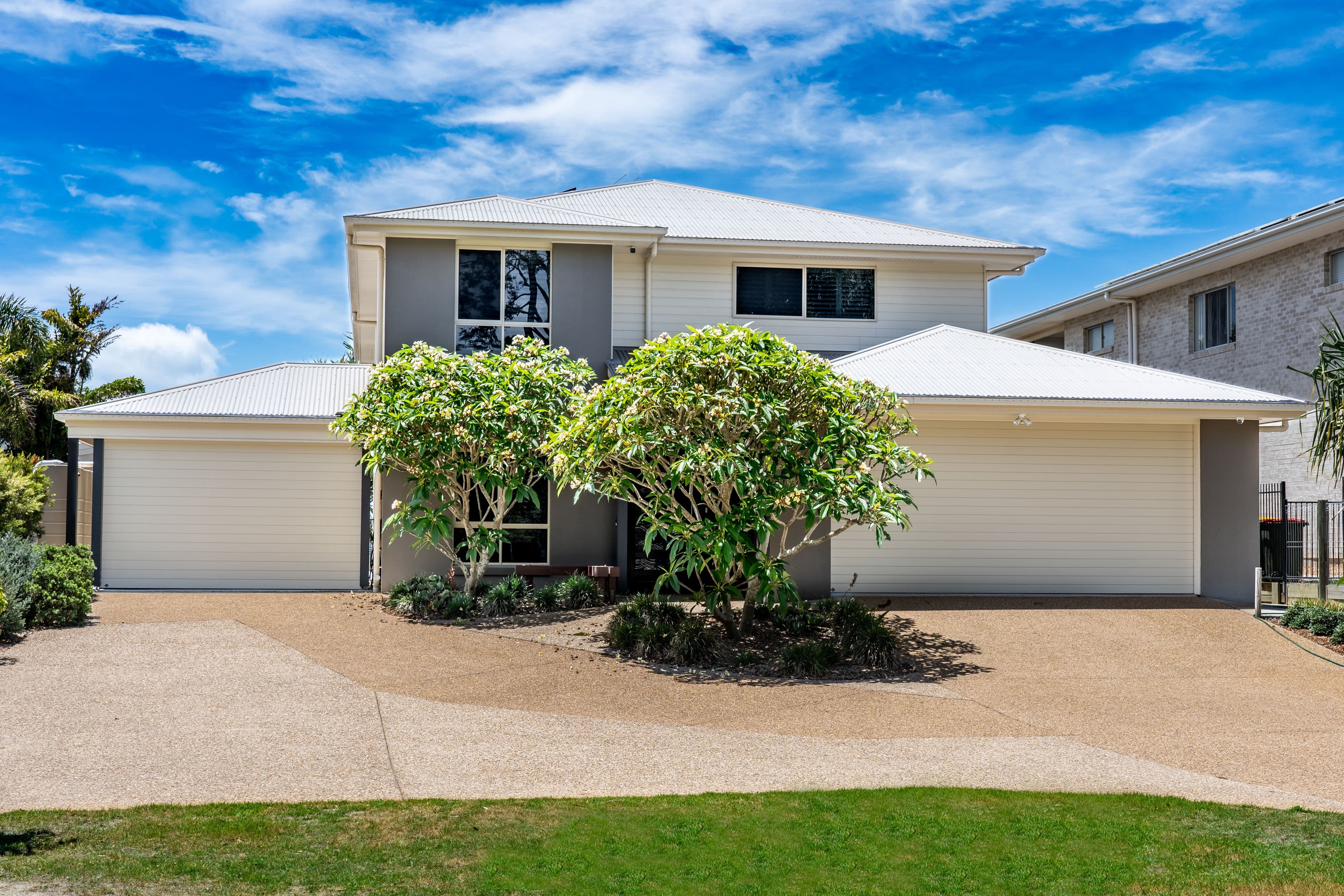 27 Coronation Avenue, Beachmere QLD 4510, Beachmere - Thumbnail 4