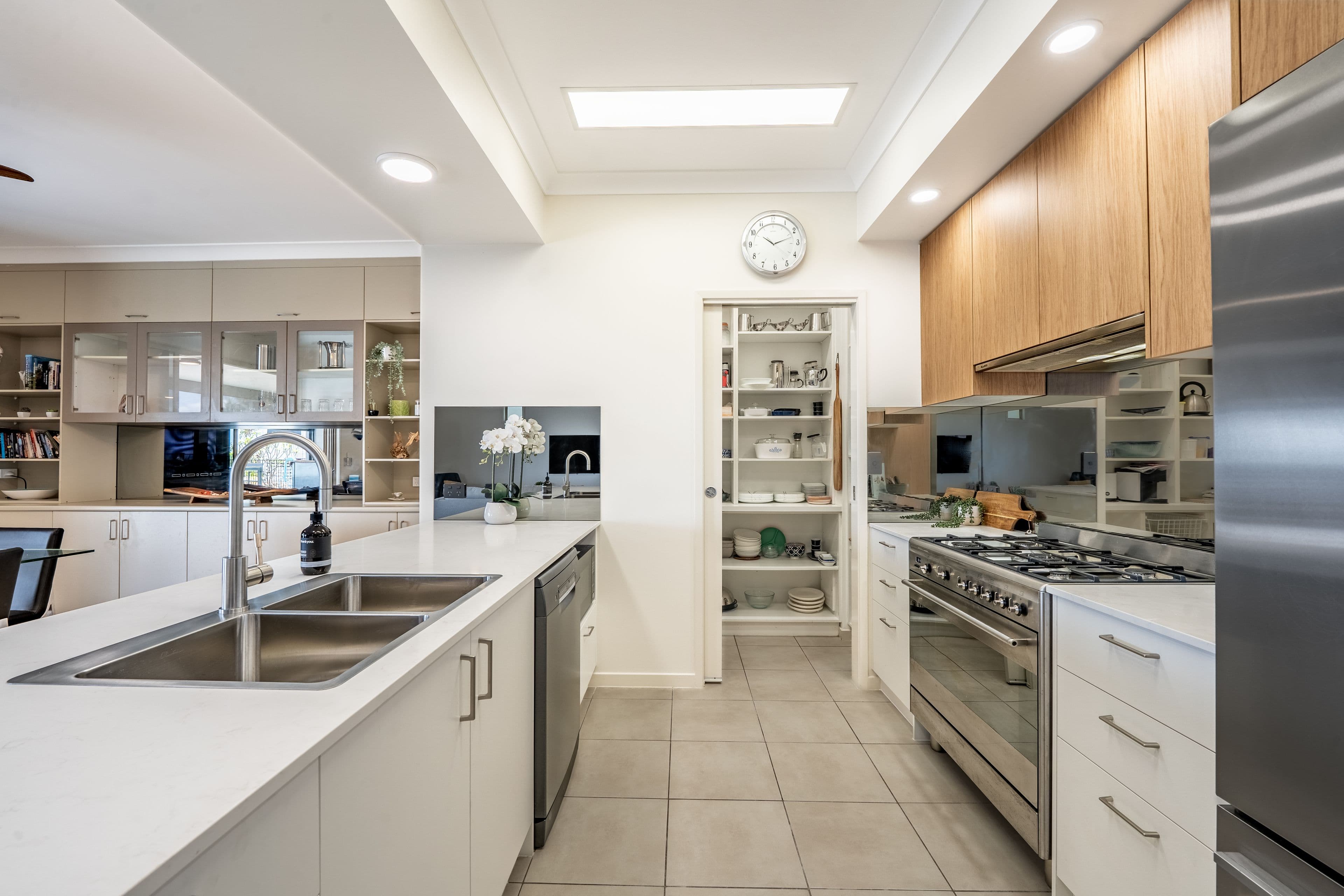 27 Coronation Avenue, Beachmere QLD 4510, Beachmere - Thumbnail 8