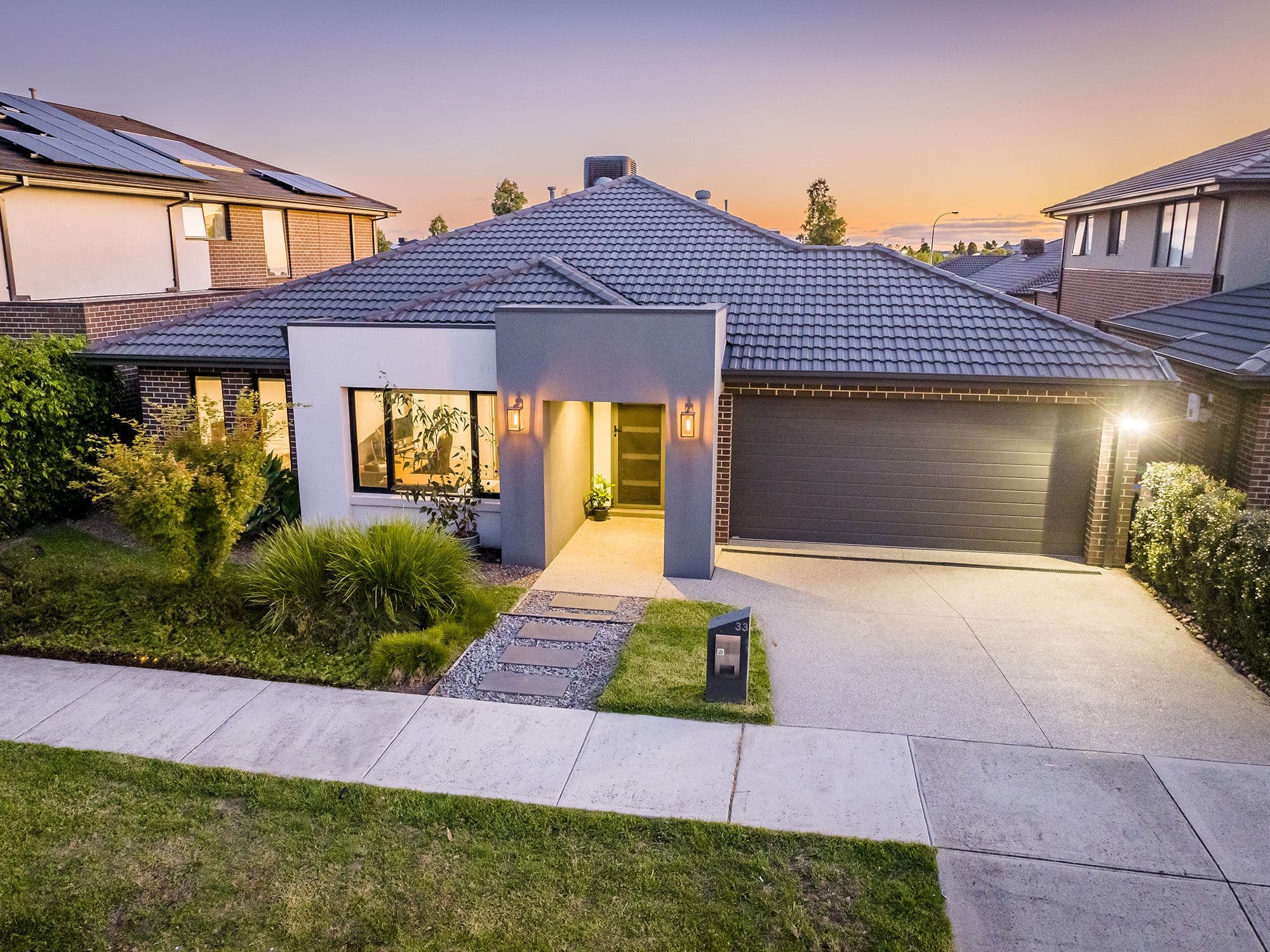 33 Lucinda Lane, Cranbourne North VIC 3977, Cranbourne North - Image 1