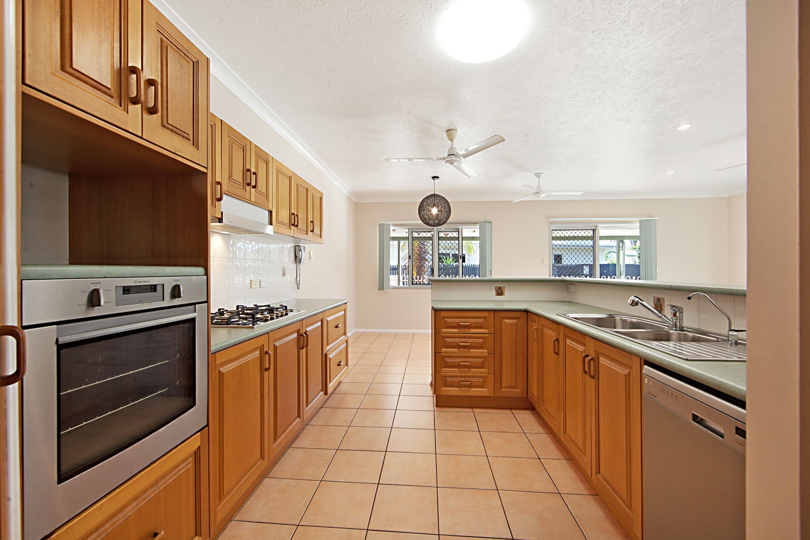 40 Seldon Place, Kirwan QLD 4817, Kirwan - Thumbnail 5
