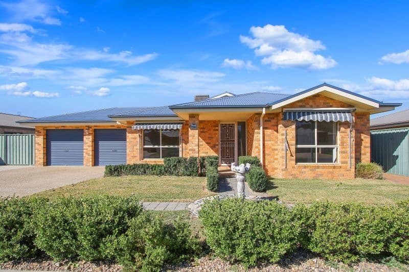 104 Rivergum Drive, East Albury - Image 1