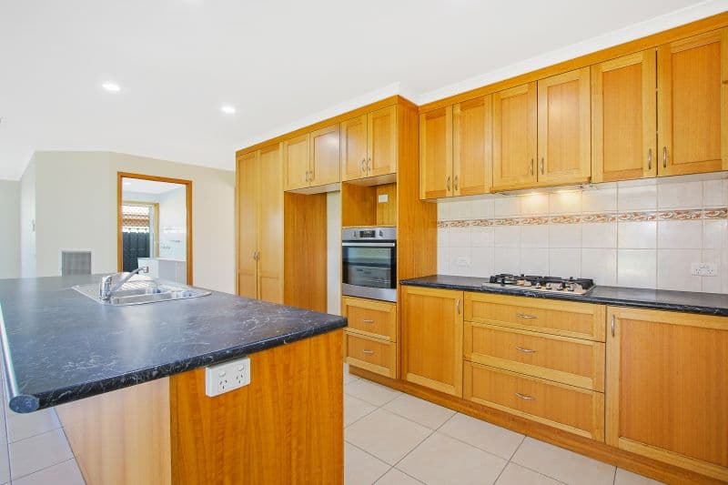 104 Rivergum Drive, East Albury - Thumbnail 2