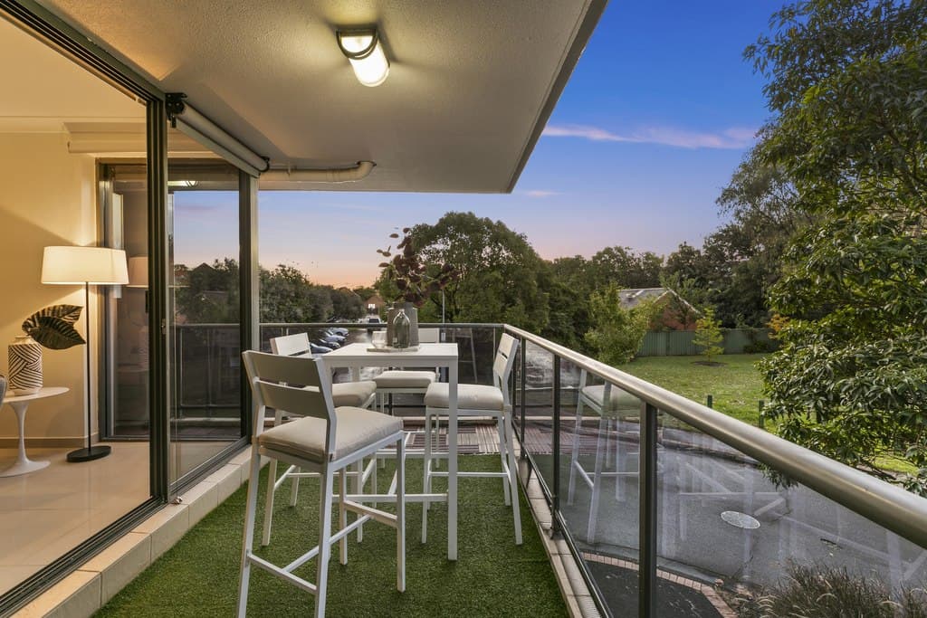 102/49 Henderson Road, Alexandria - Image 1