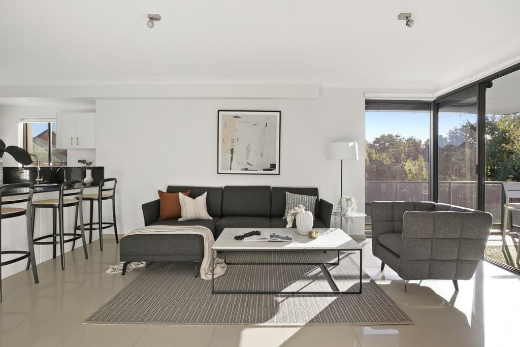 102/49 Henderson Road, Alexandria - Thumbnail 2