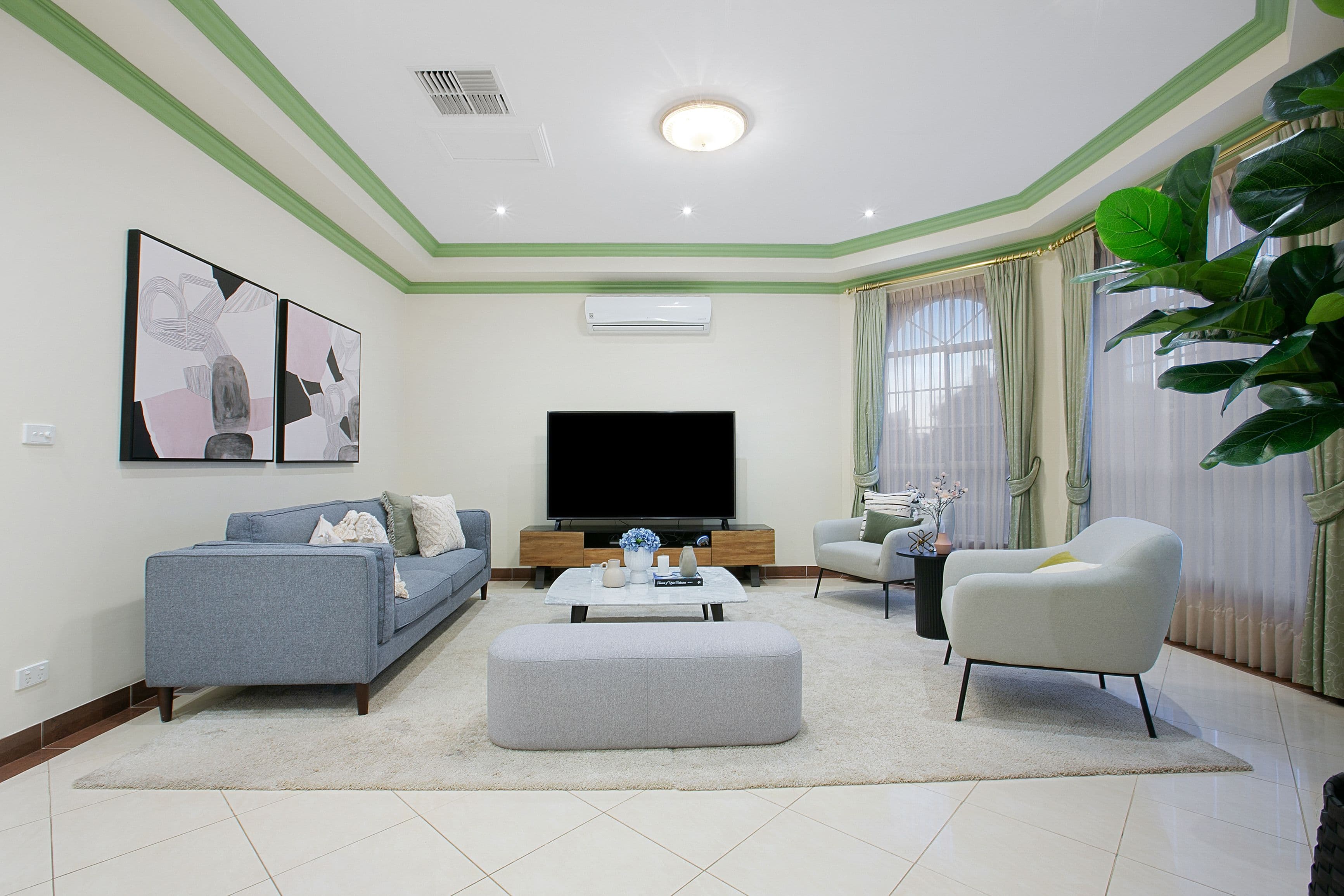 4 Burnett Crescent, Reservoir VIC 3073, Reservoir - Thumbnail 4