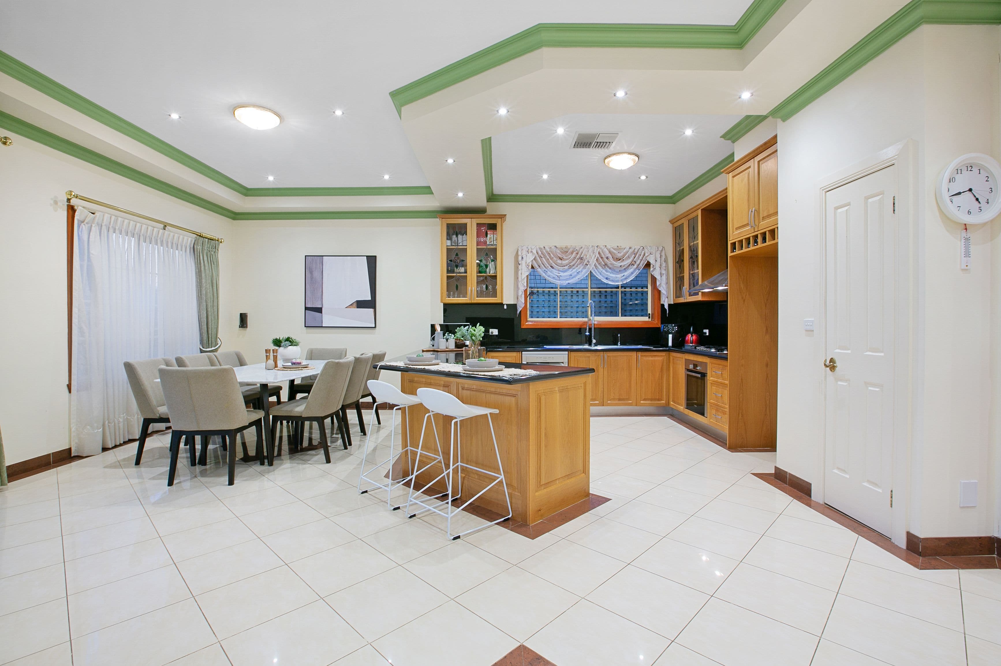 4 Burnett Crescent, Reservoir VIC 3073, Reservoir - Thumbnail 7
