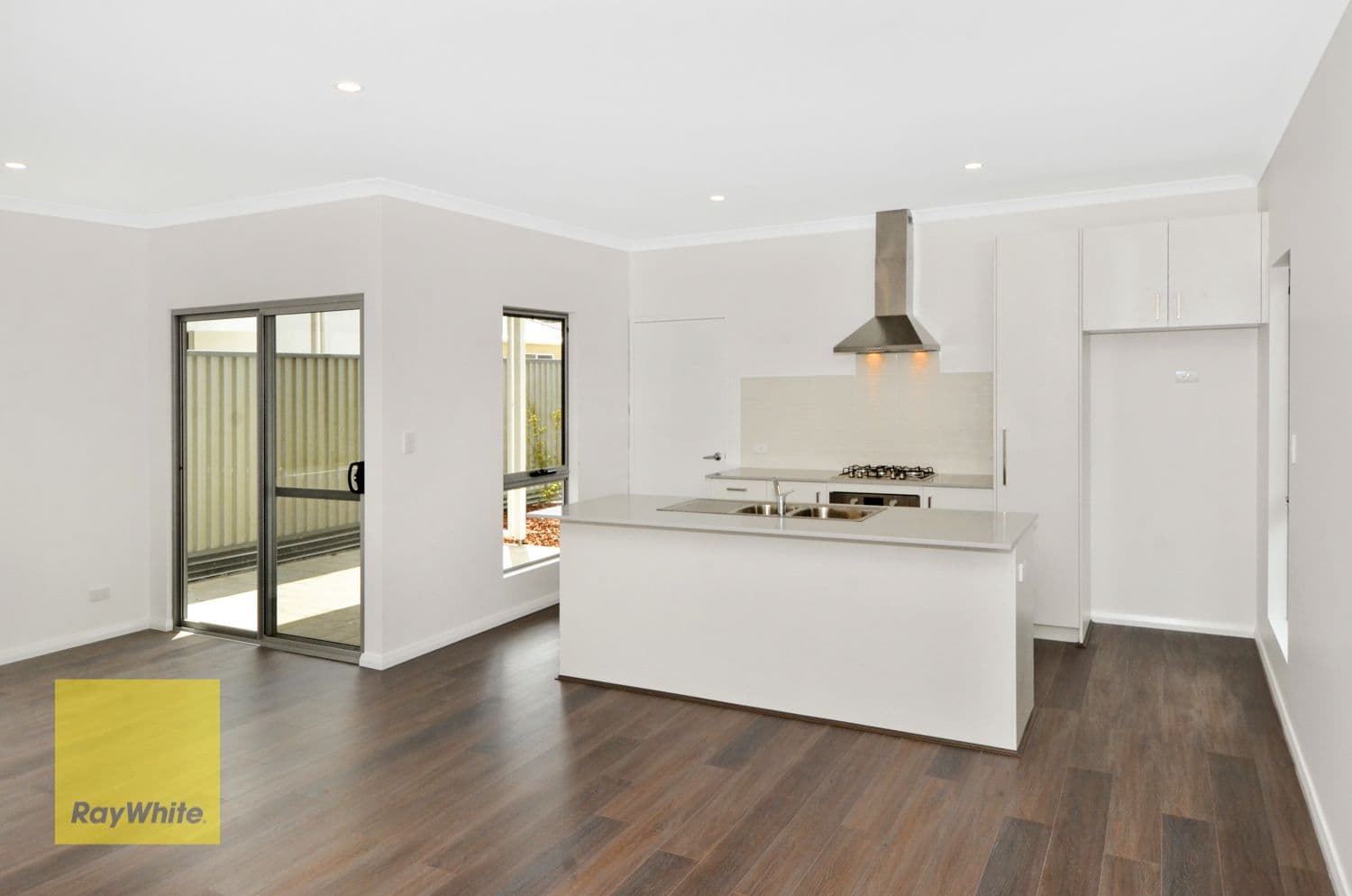 7 Engleheart Drive, McKail WA 6330, McKail - Thumbnail 3