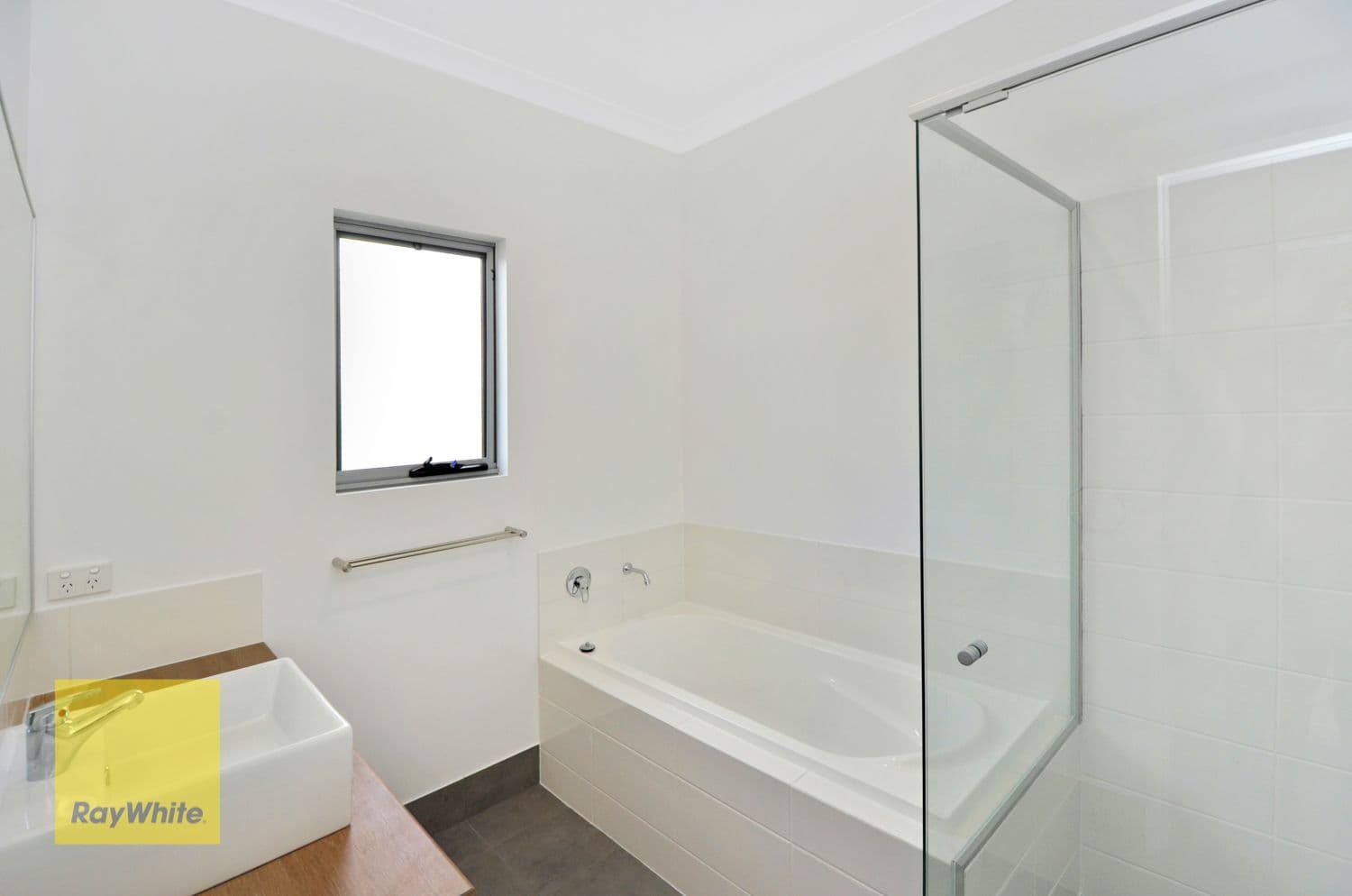 7 Engleheart Drive, McKail WA 6330, McKail - Thumbnail 8