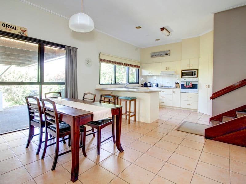 14 Clematis Avenue, ROSEBUD VIC 3939, Rosebud - Thumbnail 5