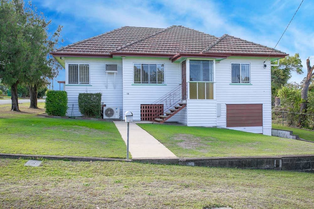 19 Dinmore Street, MOOROOKA QLD 4105, Moorooka - Thumbnail 3