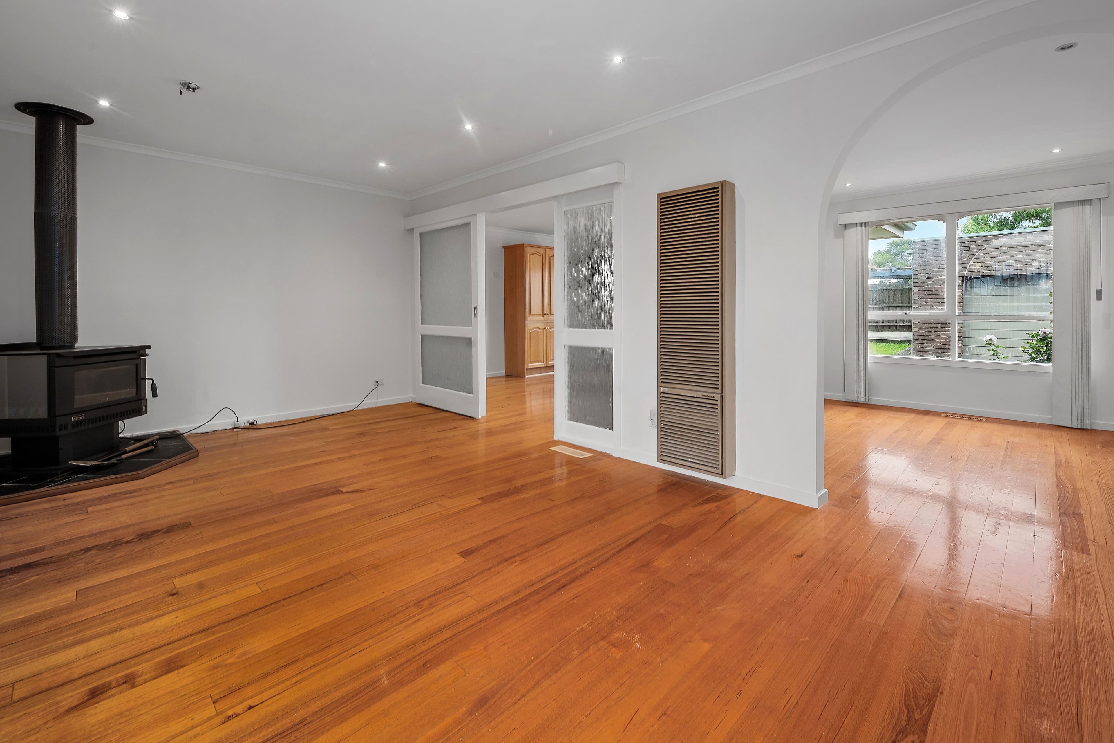 2 Ainwick Crescent, Thomastown VIC 3074, Thomastown - Thumbnail 2