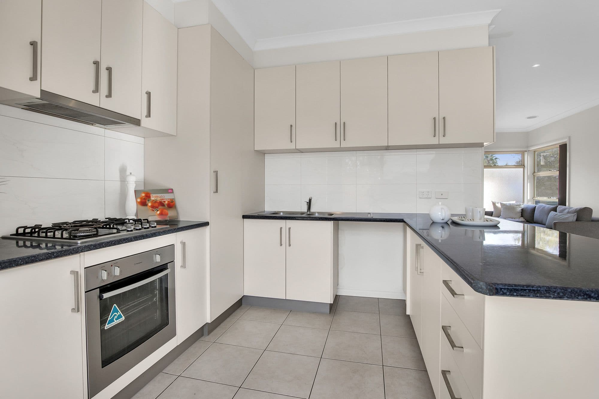 8 Westmill Drive, Hoppers Crossing VIC 3029, Hoppers Crossing - Thumbnail 6