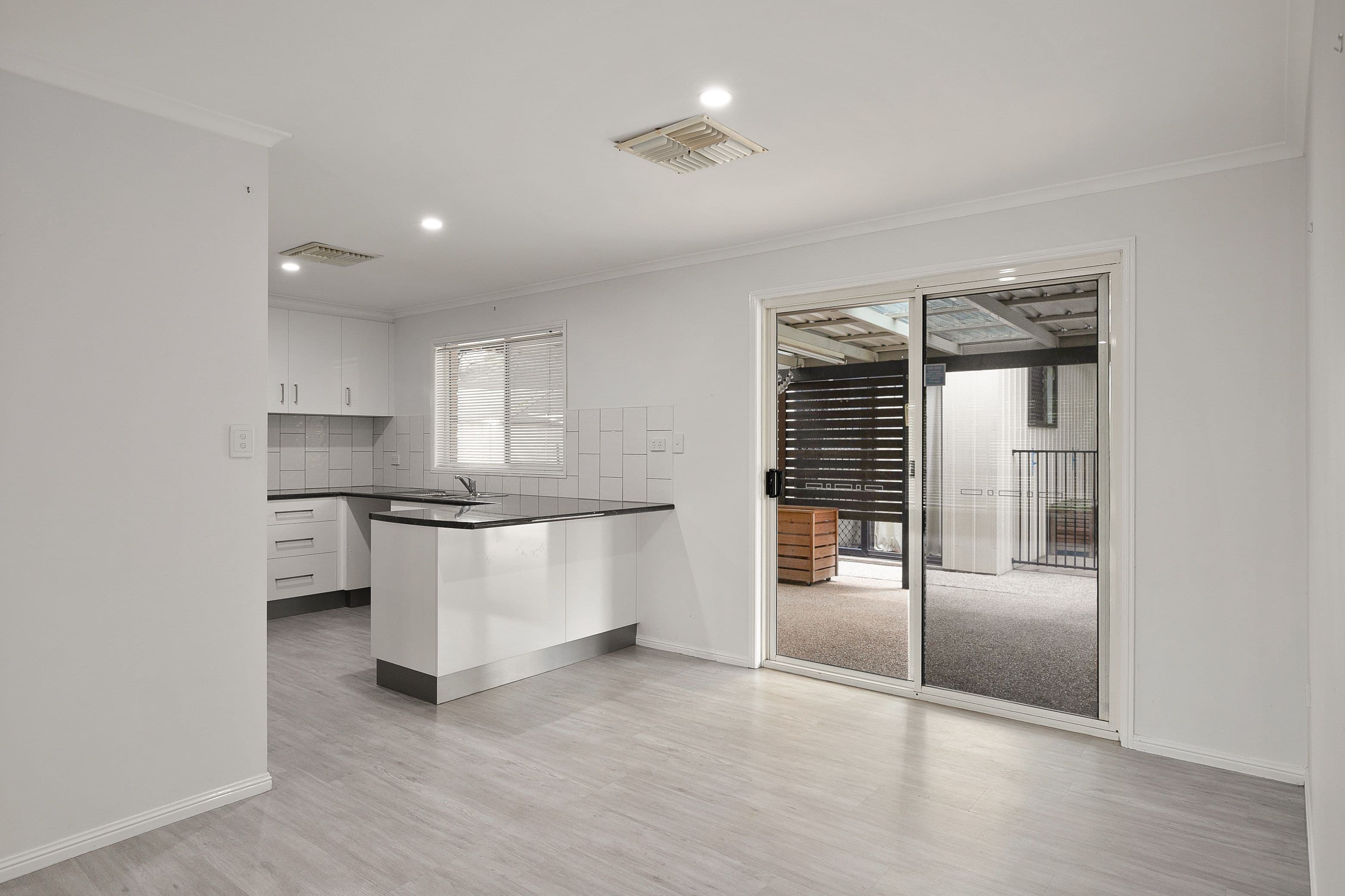 5 Reo Place, Emerald QLD 4720, Emerald - Thumbnail 5