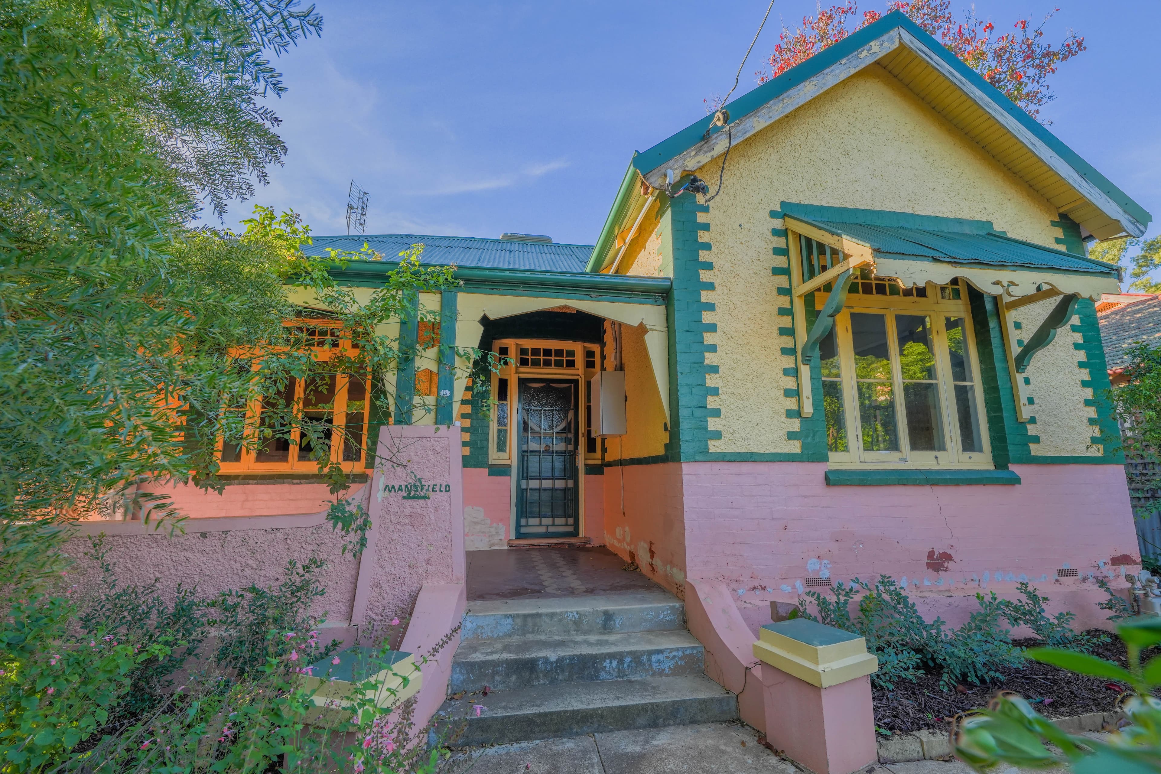 16 Oswin Street, Parkes NSW 2870, Parkes - Thumbnail 2