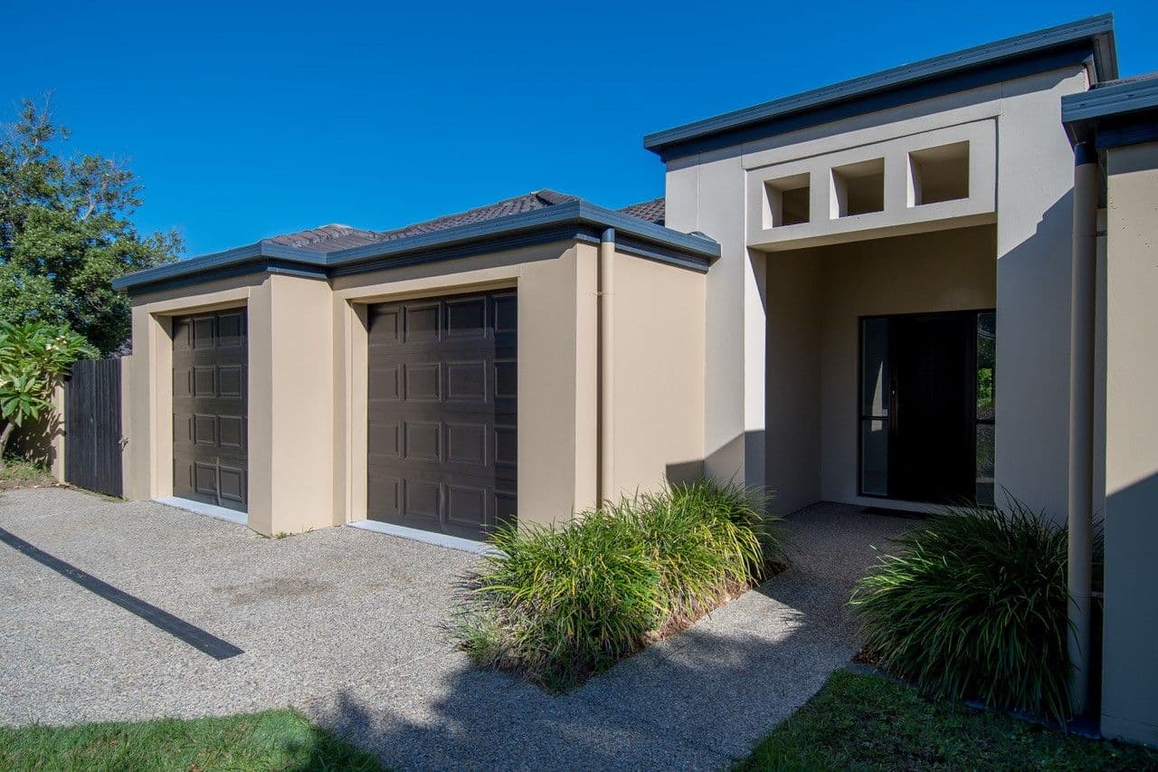 2 Parnham Court, Arundel QLD 4214, Arundel - Image 1