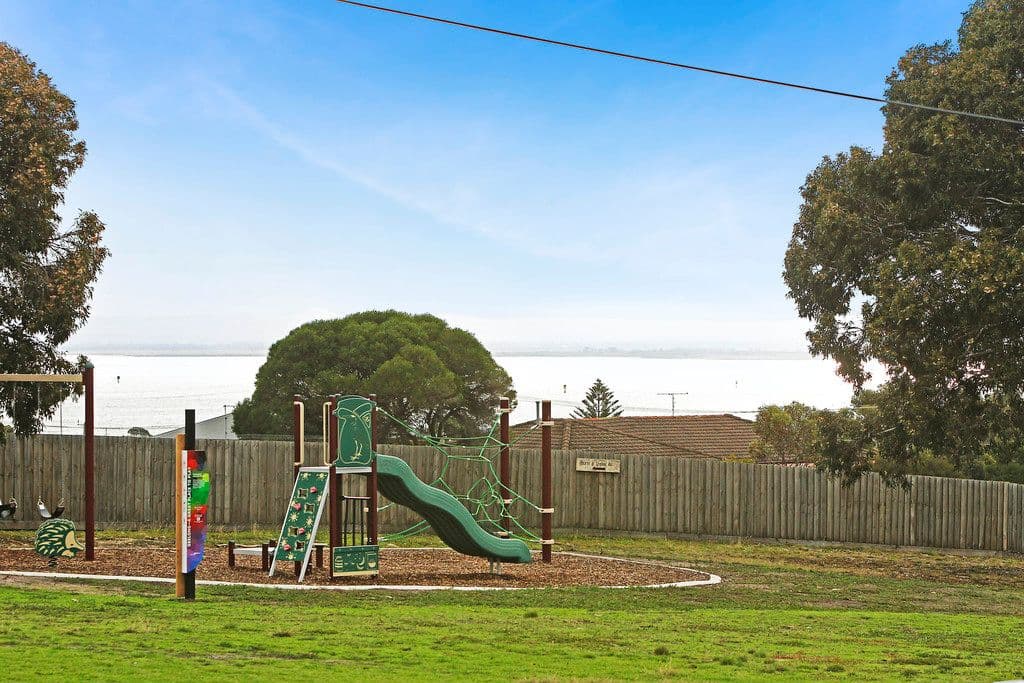 7 Almerta Avenue, Clifton Springs VIC 3222, Clifton Springs - Thumbnail 2
