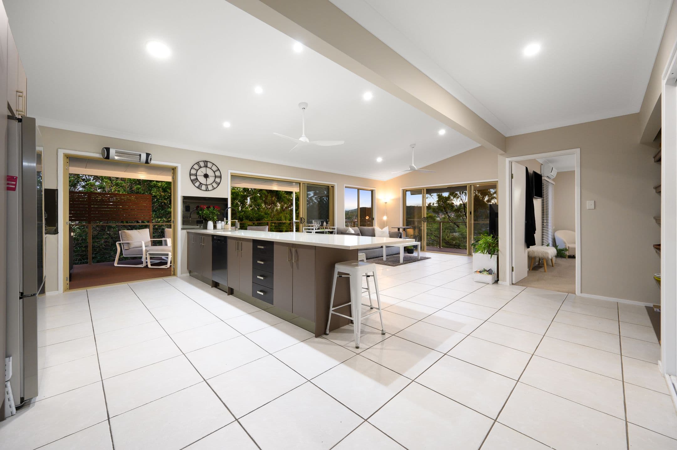 32 Midway Terrace, Pacific Pines QLD 4211, Pacific Pines - Thumbnail 2