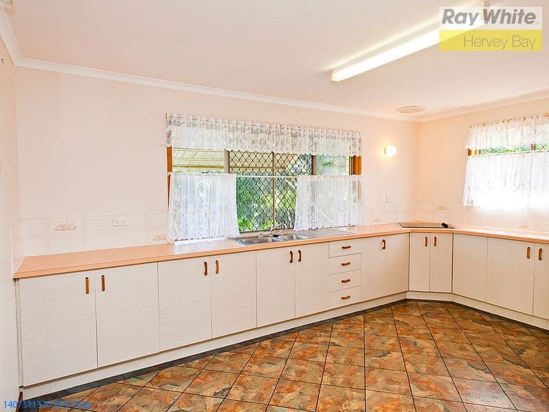 92 Murphy Street, POINT VERNON QLD 4655, Point Vernon - Thumbnail 6