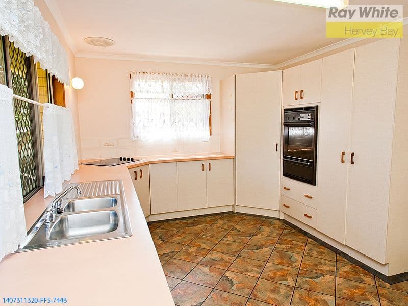 92 Murphy Street, POINT VERNON QLD 4655, Point Vernon - Thumbnail 7