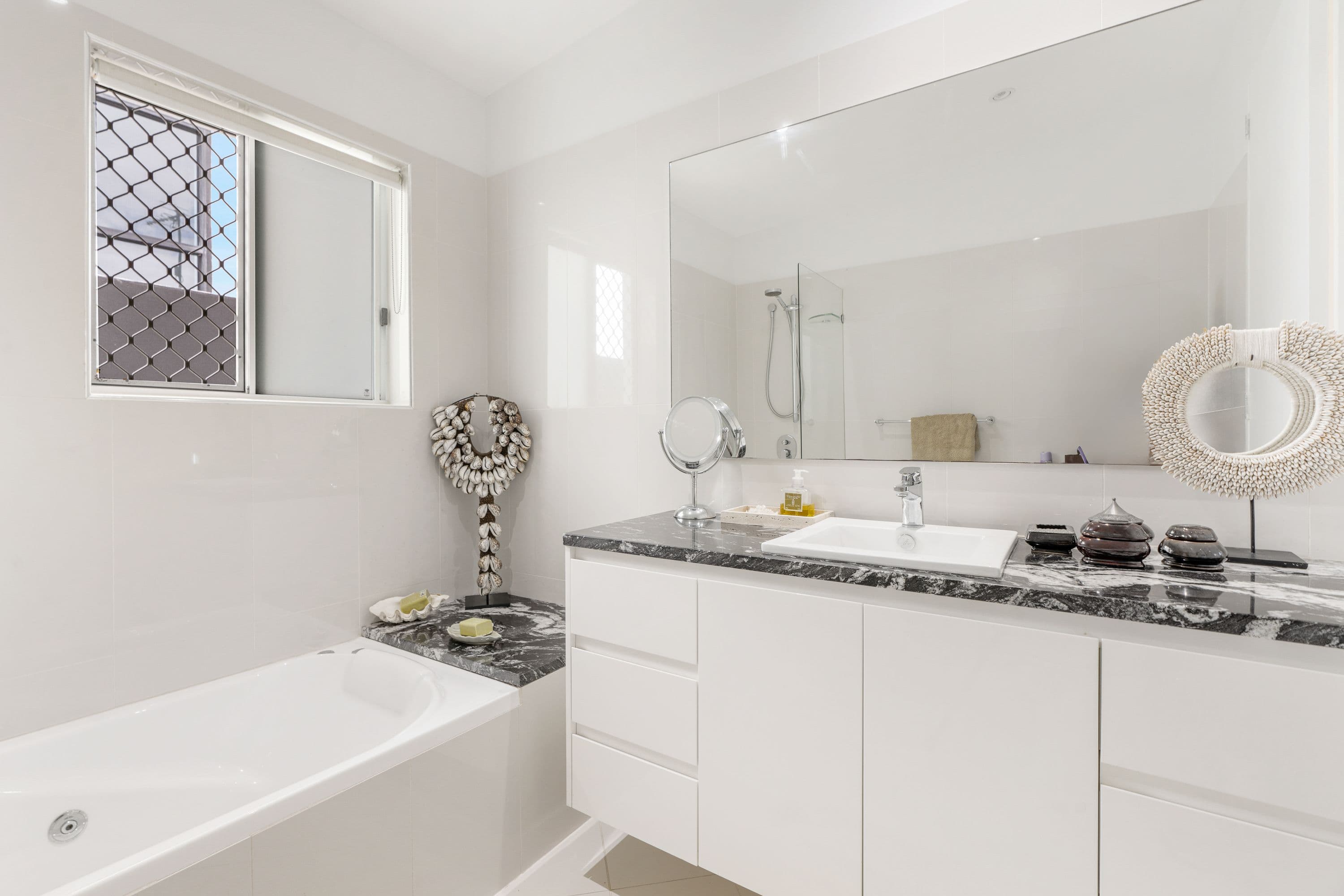 49 Breaker Street, Main Beach QLD 4217, Main Beach - Thumbnail 7