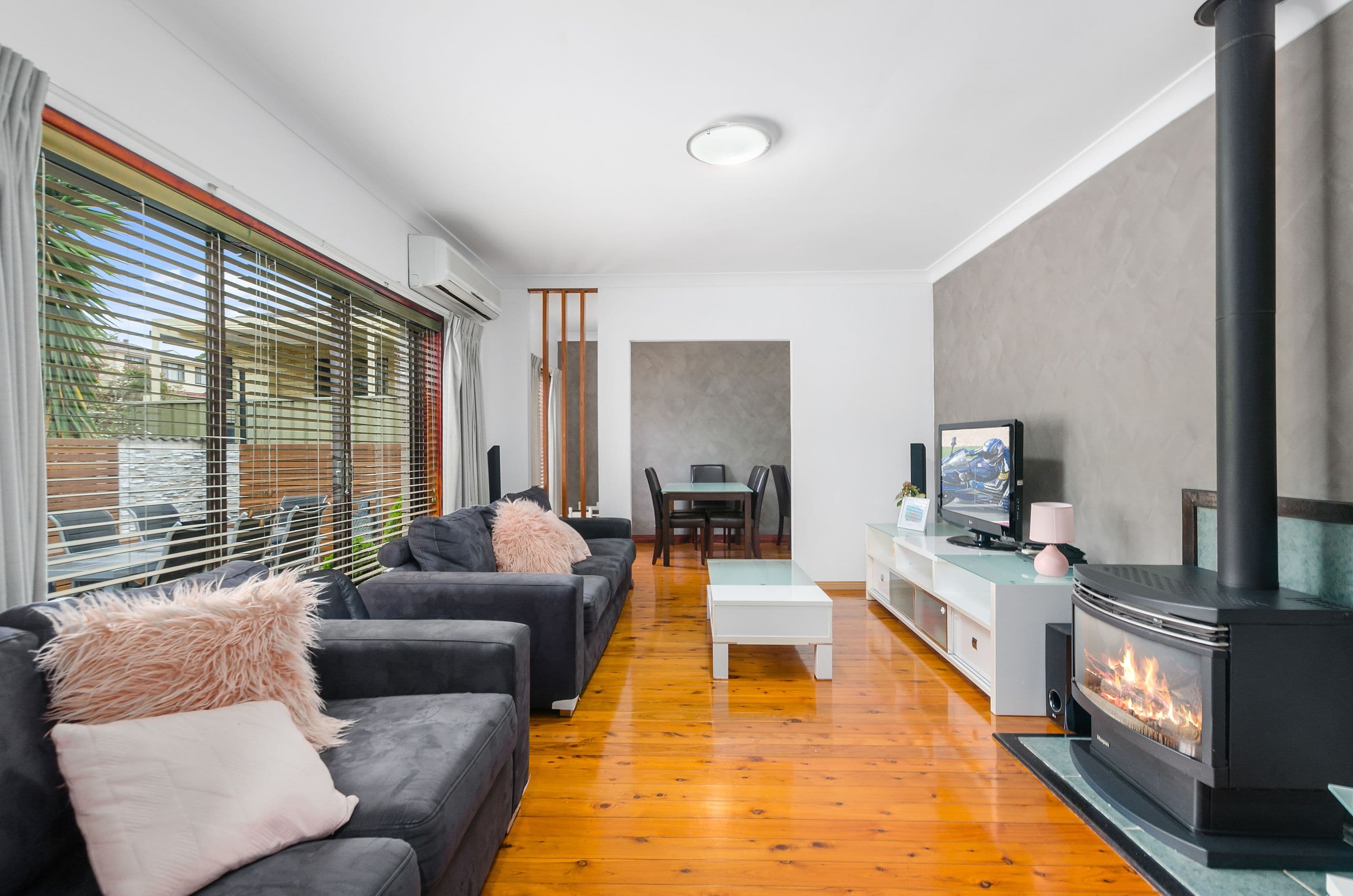 57 Edgeworth Avenue, Kanahooka - Thumbnail 3